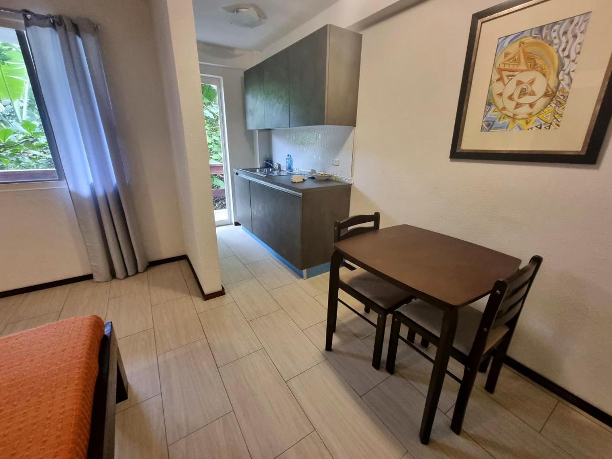 Angelina Beach Resort & Italian Restaurant Malapascua Kültér fotó